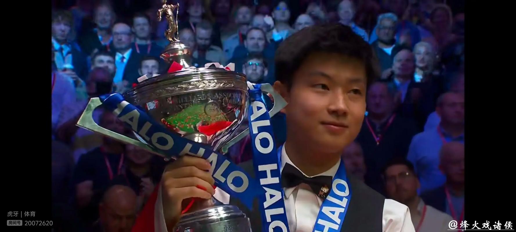 赵心童身在英国总结2025年世锦赛夺冠经历,怀念童年练球时光展现初心清醒认知自身与顶级选手差距 赵心童身在英国总结2025年世锦赛夺冠经历,怀念童年练球时光展现初心清醒认知自身与顶级选手差距