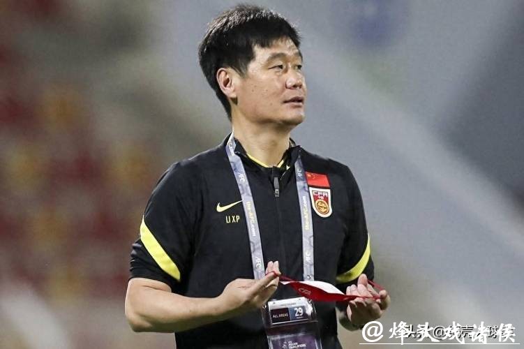 肇庆集训:蒋光太搭档18岁新秀!李霄鹏急找减压位,国足“青春工具箱”真能找对路吗? 肇庆集训:蒋光太搭档18岁新秀!李霄鹏急找减压位,国足“青春工具箱”真能找对路吗?